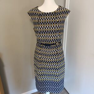 Elegant Geometric Midi Dress in Navy and Yellow